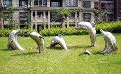 小區(qū)里的不銹鋼雕塑有什么作用？